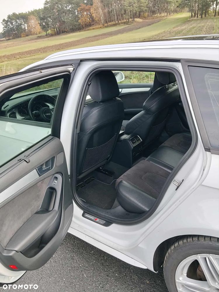 Audi A4 Avant 2.0 TDI Quattro S tronic - 7