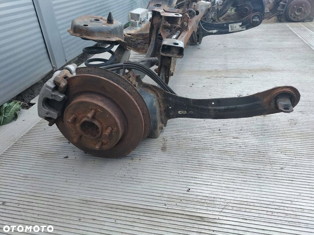 KOMPLETNE ZAWIESZENIE BELKA SANKI TYŁ VOLVO S40 II 04-07r - 4