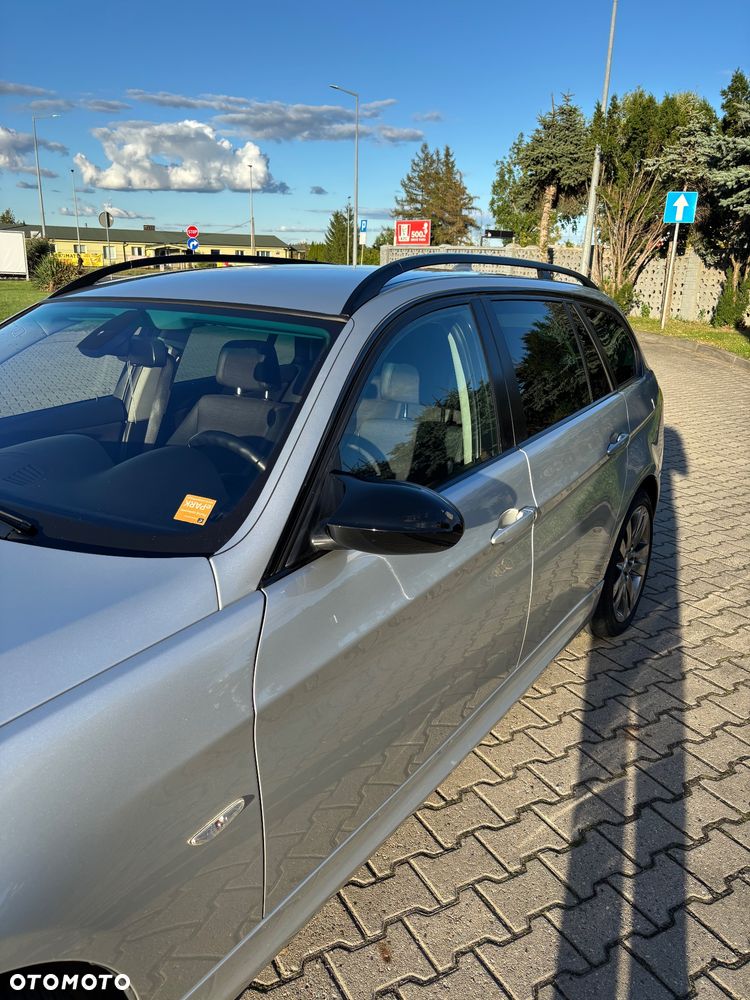 BMW Seria 3 325xi - 8