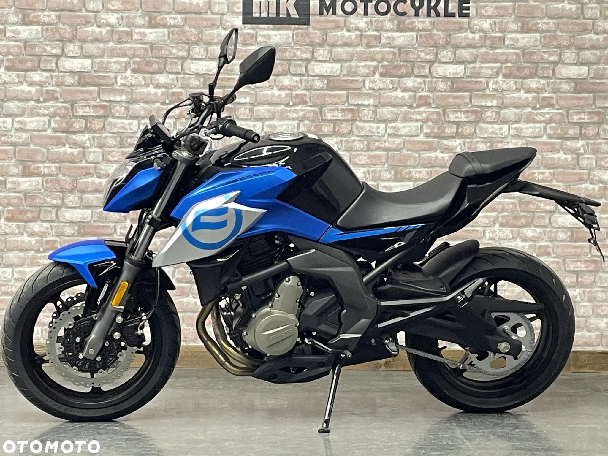 CFMoto NK - 3