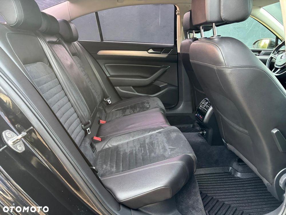 Volkswagen Passat 2.0 TDI BMT Highline DSG7 - 21