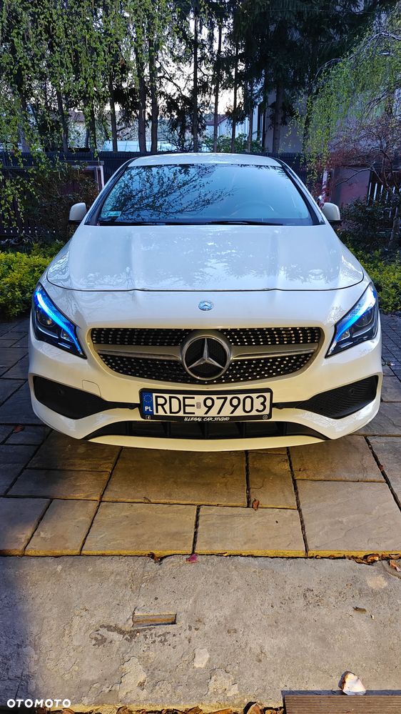 Mercedes-Benz CLA 180 7G-DCT AMG Line - 19