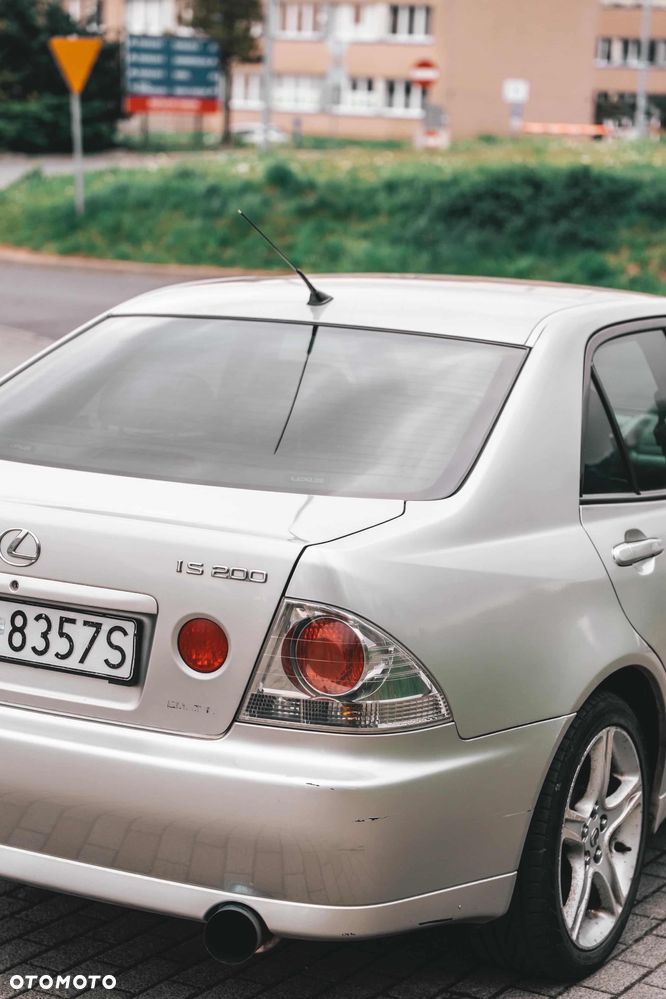 Lexus IS 200 Prestige - 2