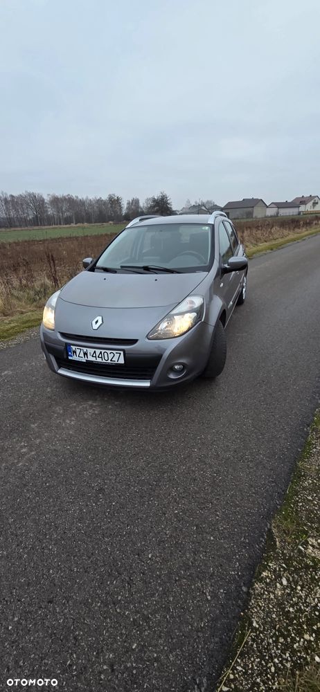 Renault Clio - 2