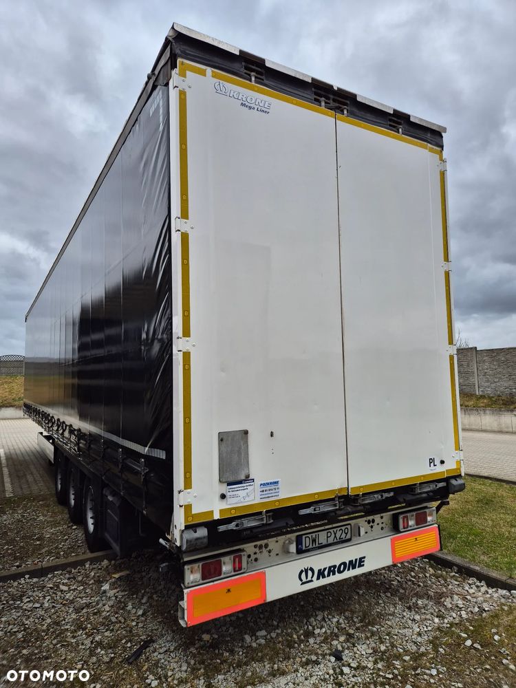 Krone Mega 2020, Nowe Plandeki boczne - 3