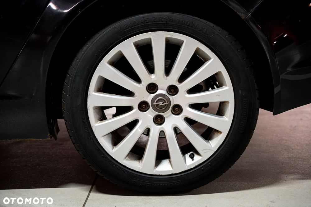 Opel Insignia - 16