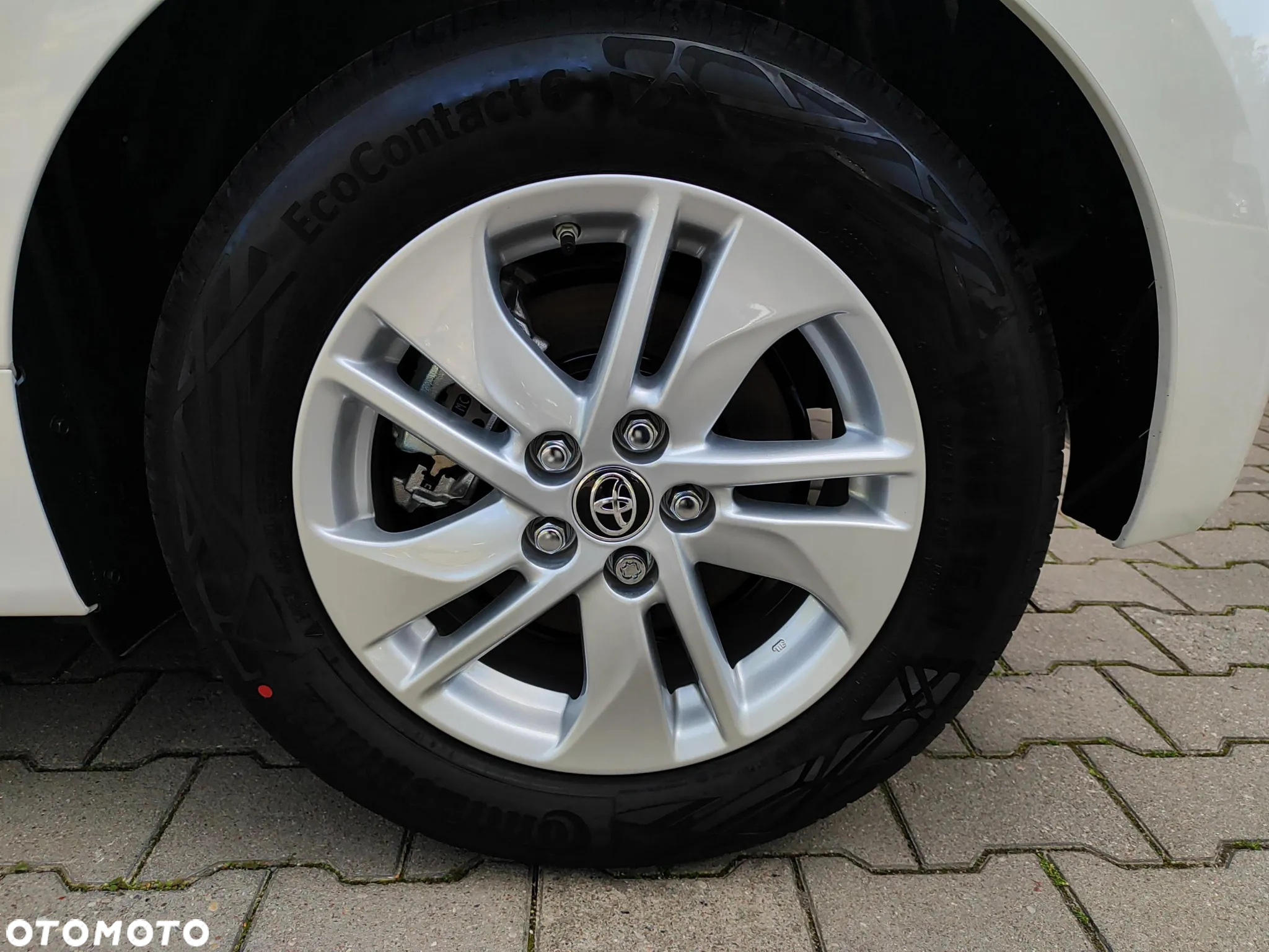Toyota Yaris - 12