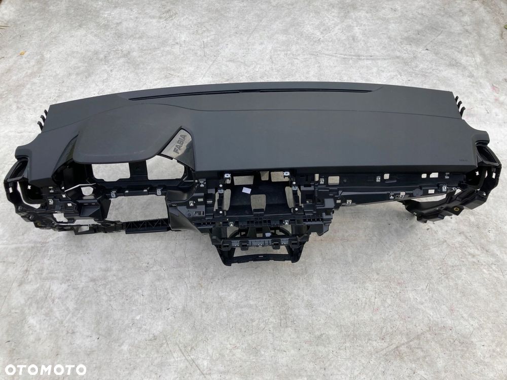 skoda fabia 4 iv lift deska kokpit konsola poduszki pasy - 4