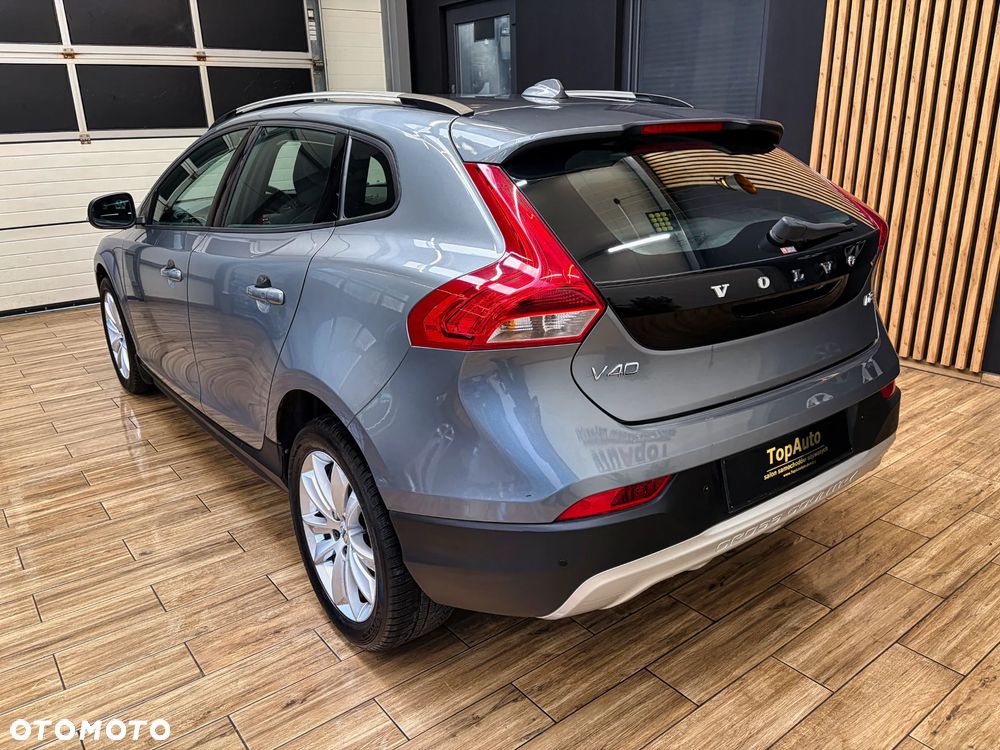 Volvo V40 Cross Country D2 Geartronic Momentum - 10