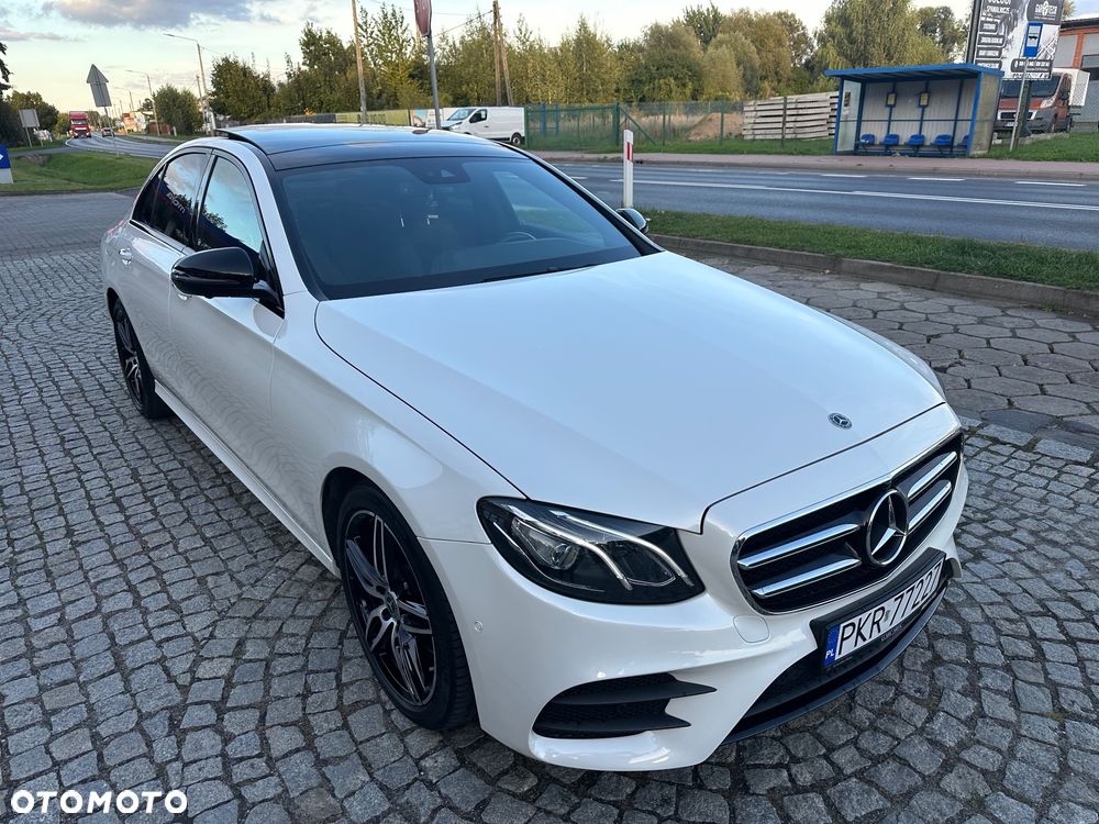 Mercedes-Benz Klasa E 220 d AMG - 15