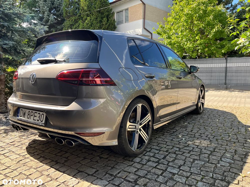 Volkswagen Golf - 7