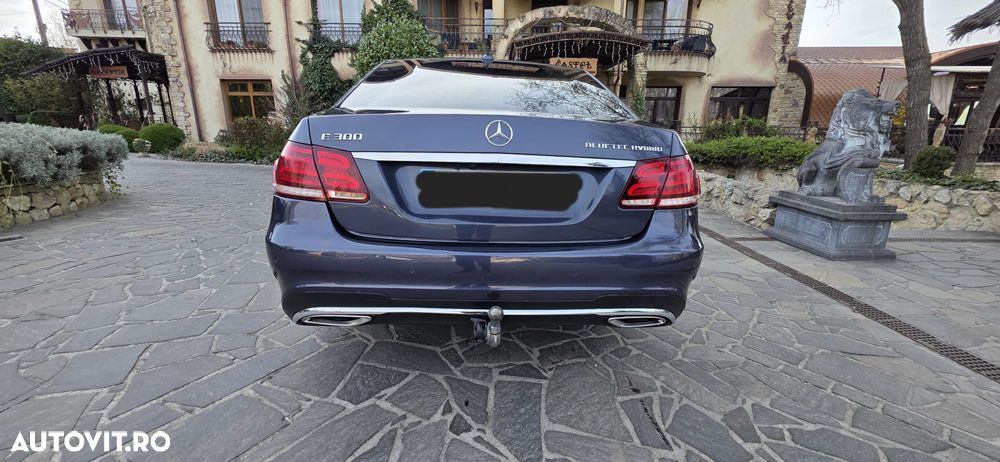 Mercedes-Benz E - 24