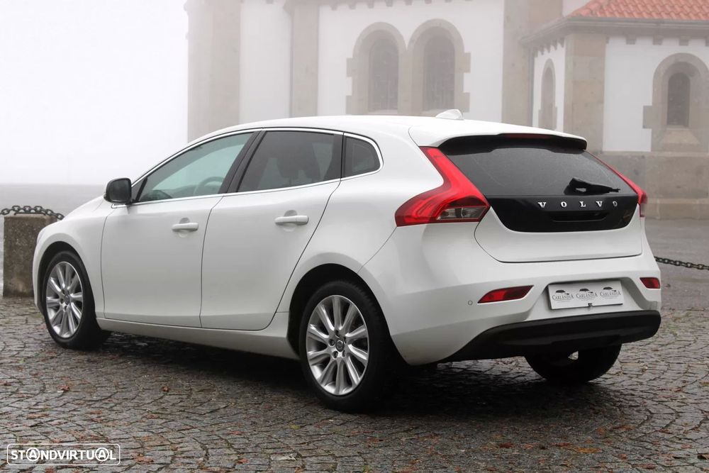 Volvo V40 1.6 D2 Momentum Eco - 15