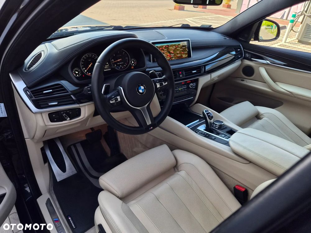 BMW X6M - 12