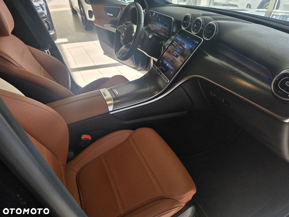 Mercedes-Benz GLC ver-200-4--matic - 14