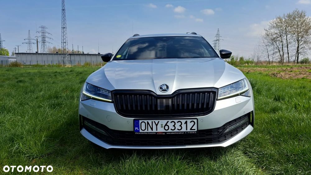 Skoda Superb 2.0 TDI DSG Sportline - 2