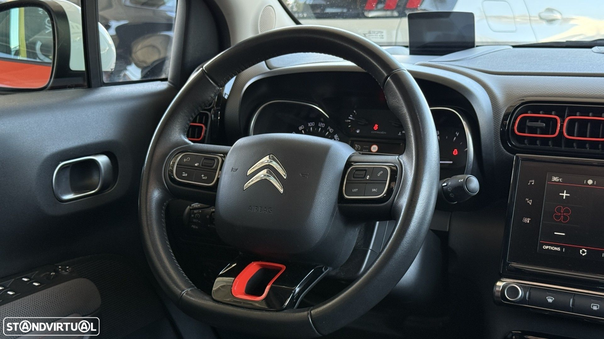 Citroën C3 Aircross 1.2 PureTech Shine - 31