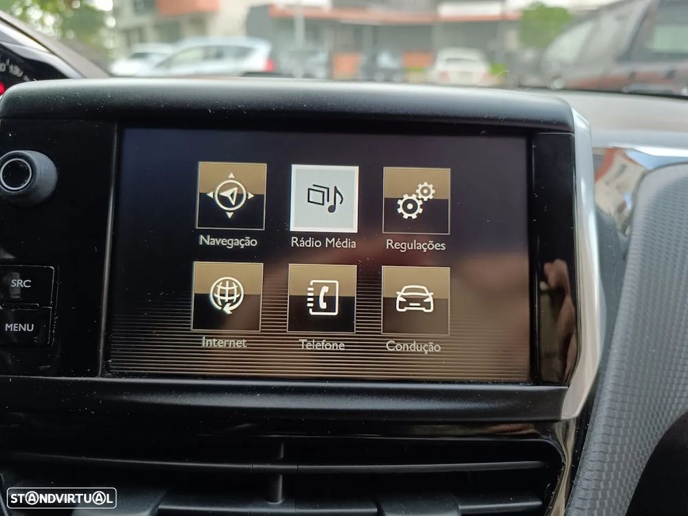 Peugeot 2008 1.2 PureTech Style - 39