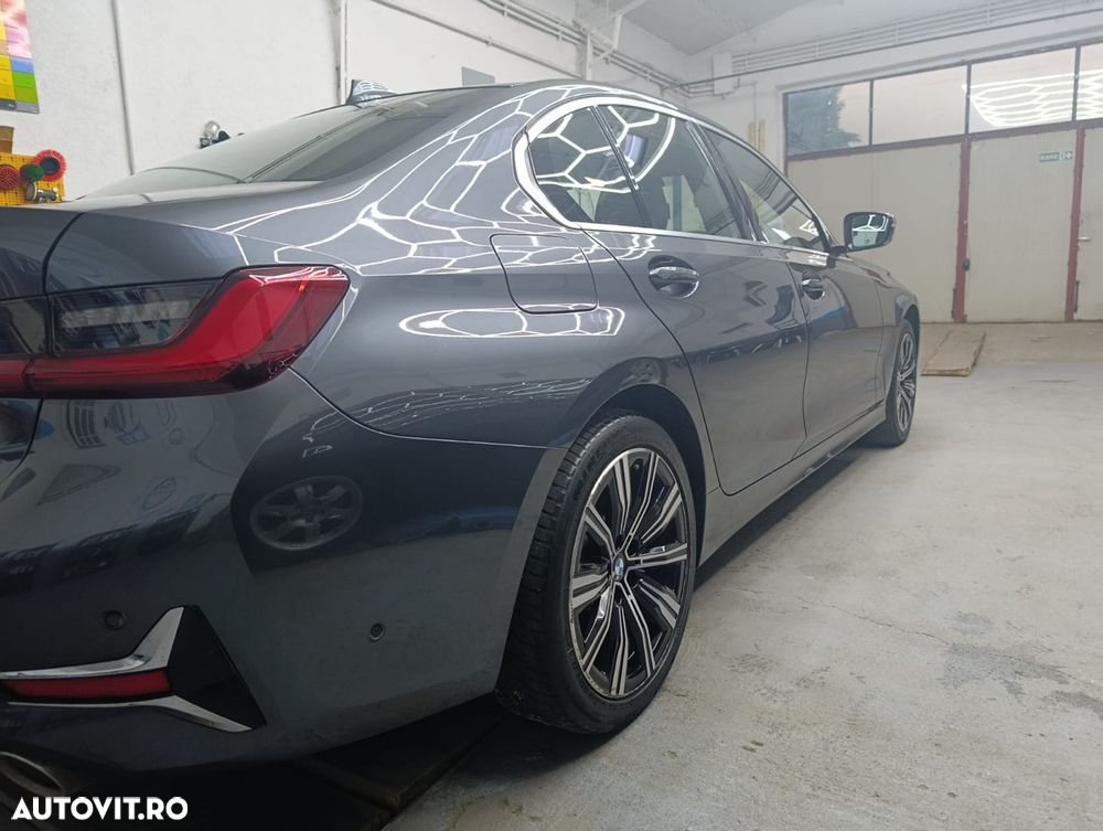 BMW Seria 3 330e Aut. Luxury Line - 11
