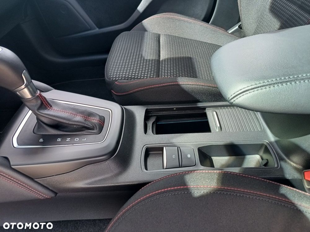 Ford Focus 1.0 EcoBoost mHEV ST-Line X - 18