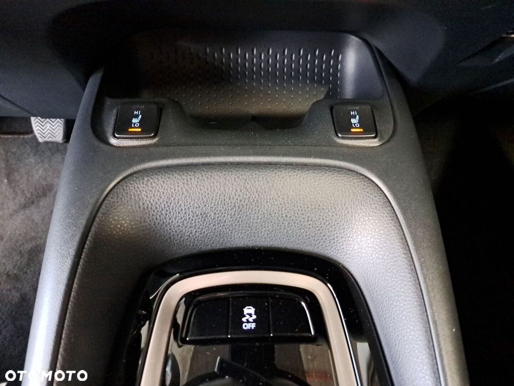 Toyota Corolla - 26
