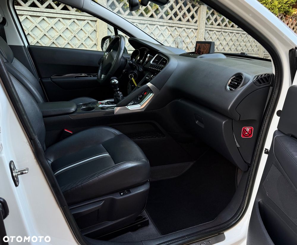 Peugeot 3008 HDi 150 Allure - 18