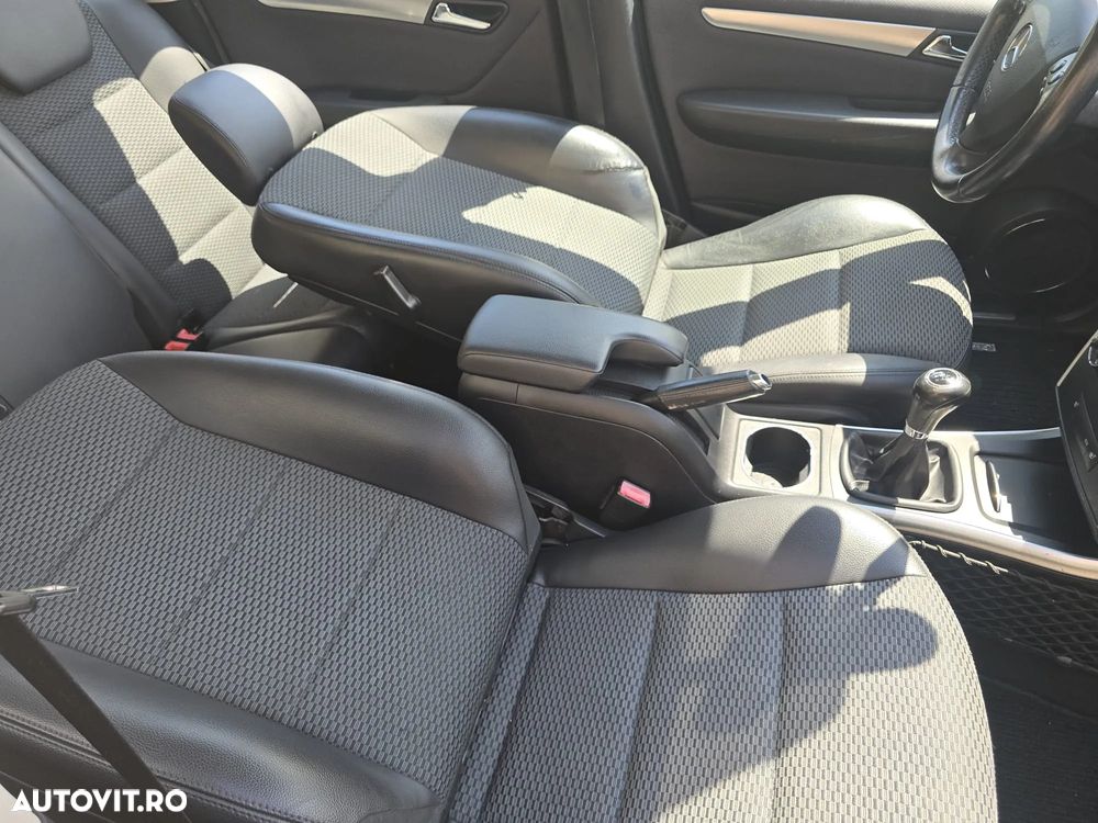 Mercedes-Benz A 160 BlueEfficiency Special Edition - 7