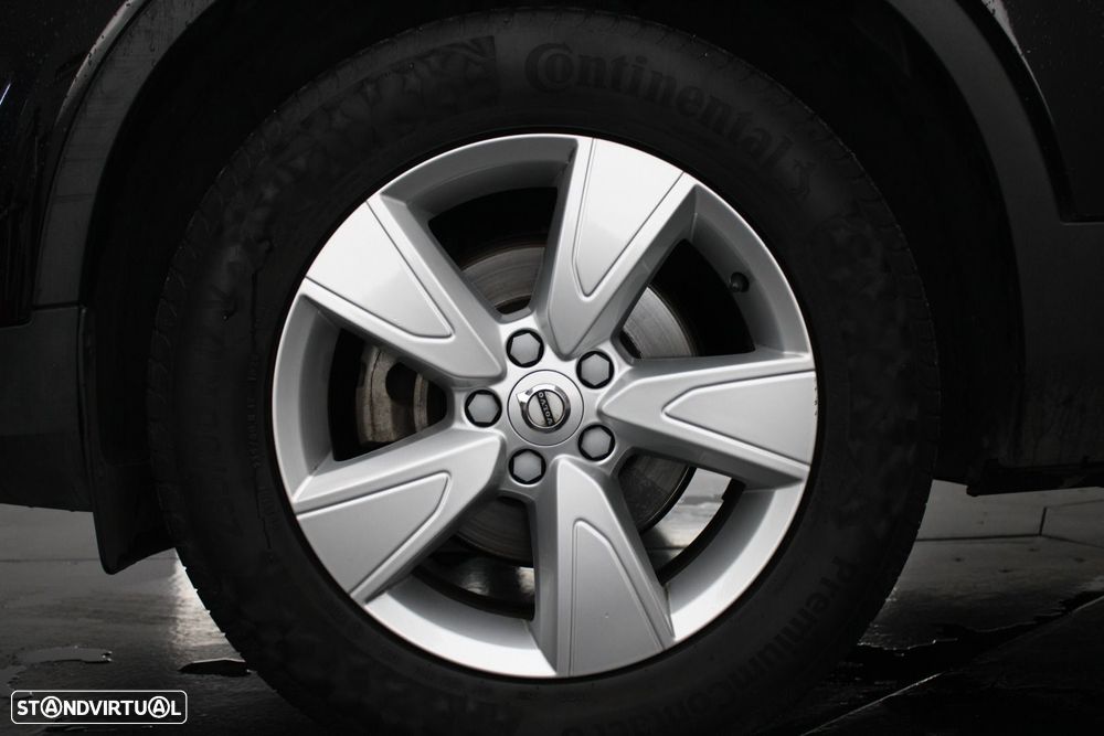 Volvo XC 40 2.0 D3 - 29