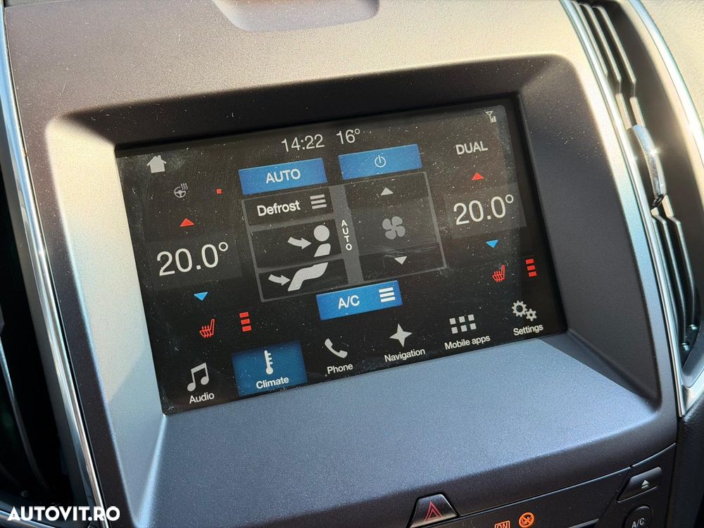 Ford Edge 2.0 TDCi Powershift Titanium - 25