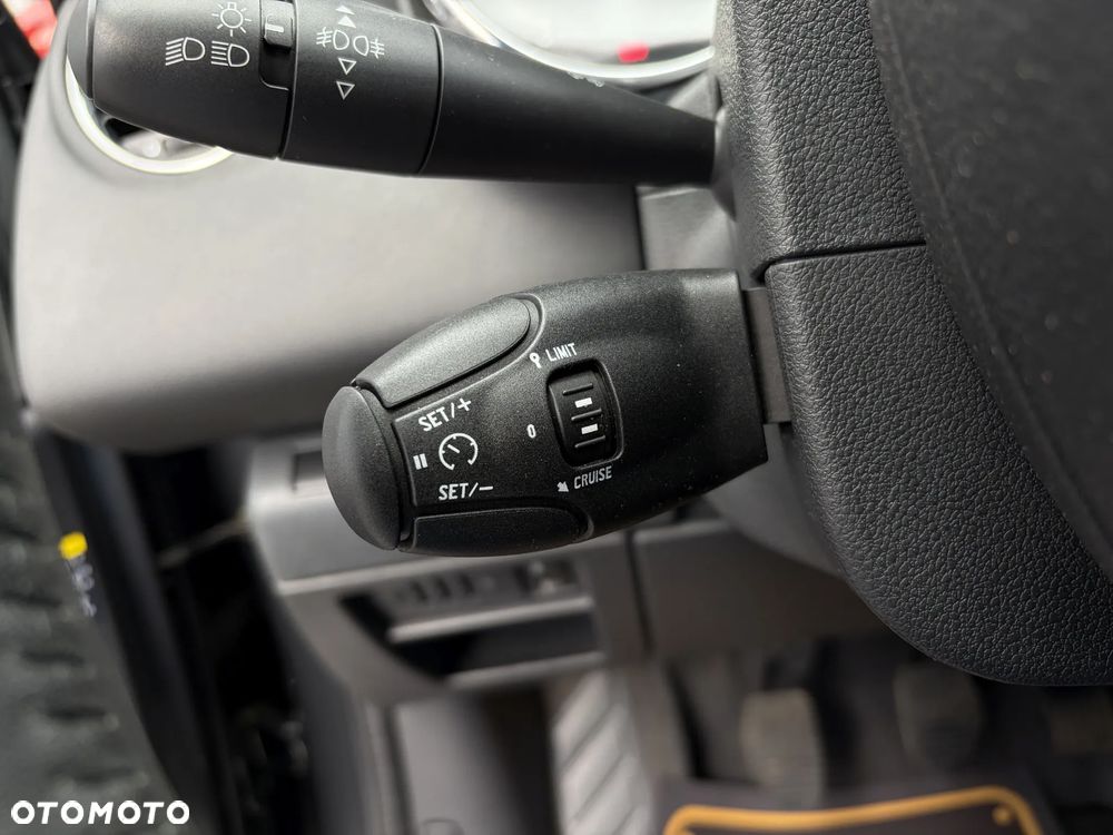 Peugeot 5008 1.6 BlueHDi Active 7os - 24