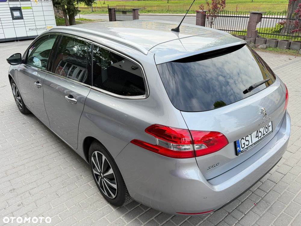Peugeot 308 1.2 PureTech Allure S&S - 18