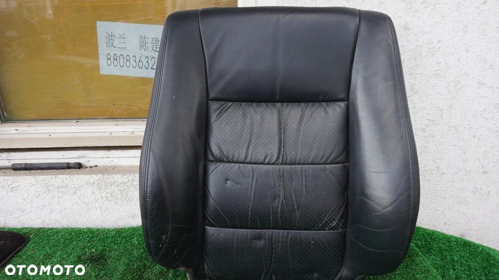 Mitsubishi Pajero III 3.2 DID 3.5 V6 GDI 99-06 5D LONG oparcie fotela pasazera skora