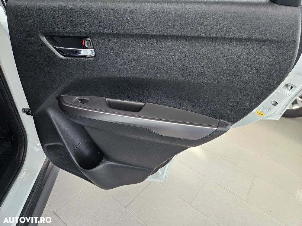 Suzuki Vitara 1.4 Boosterjet AllGrip 6AT MHEV Passion - 27