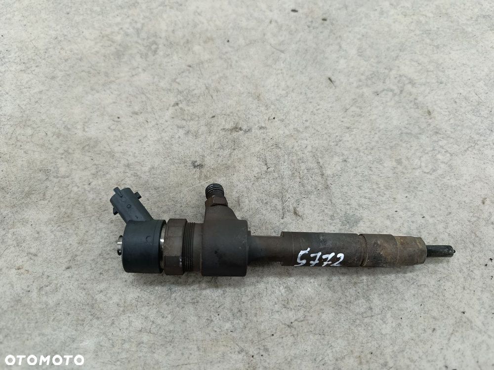 WTRYSKIWACZ OPEL ZAFIRA B 0445110165 1.9 CDTI - 1