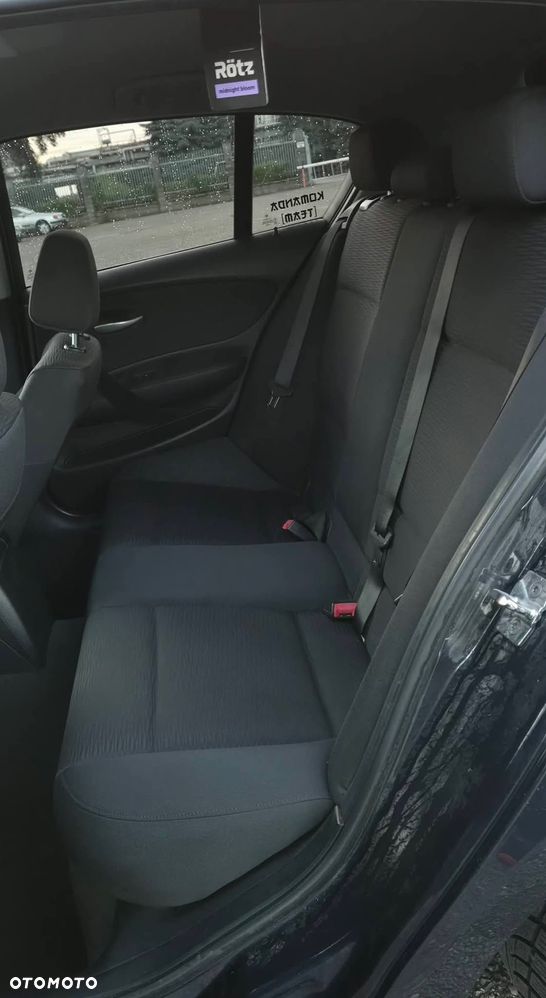 BMW Seria 1 118d - 6