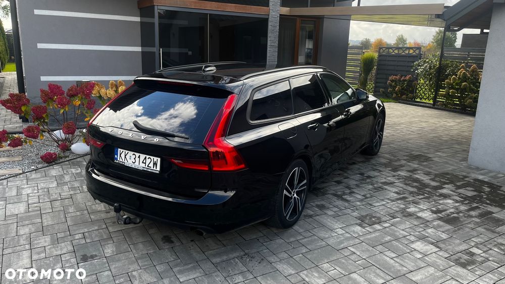 Volvo V90 D4 Momentum - 5