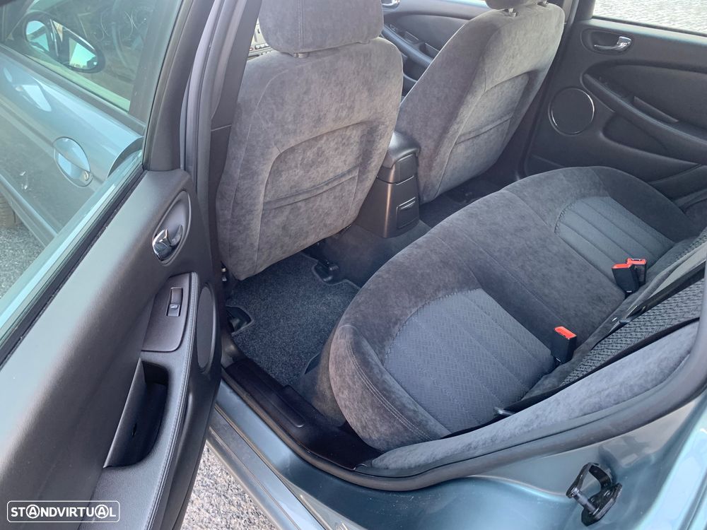 Jaguar X-Type SW 2.0 D Executive - 14