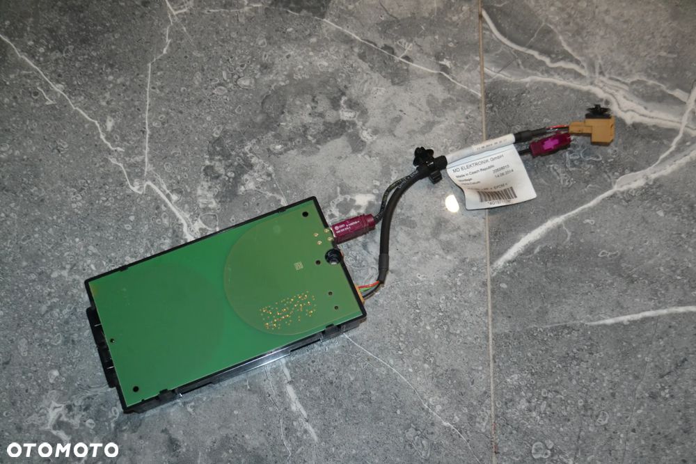 AUDI A6 C7 A7 WZMACNIACZ ANTENOWY 4G0035502 - 2