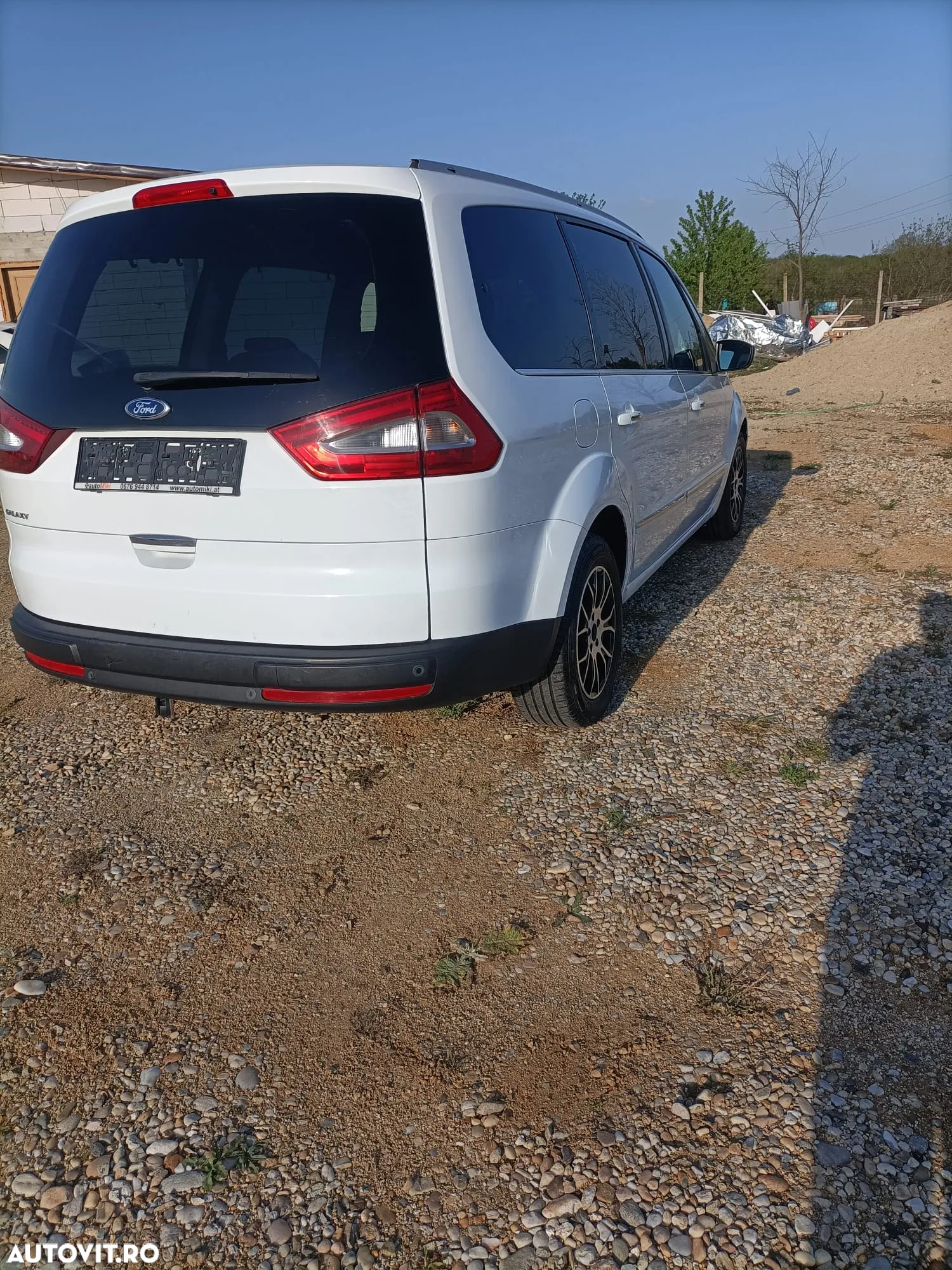 Ford Galaxy - 4