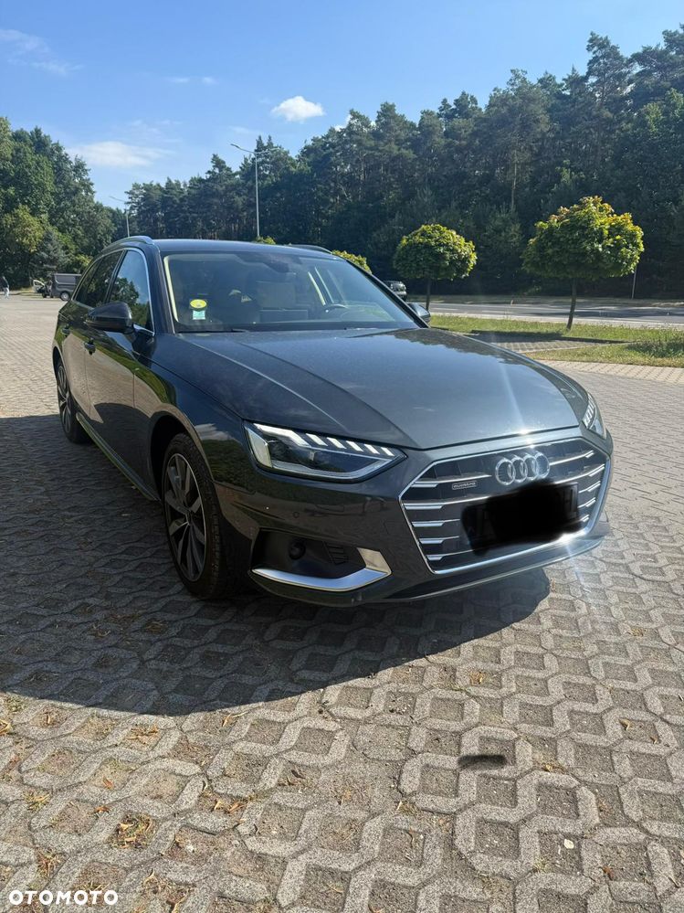 Audi A4 Avant 2023 photo 2