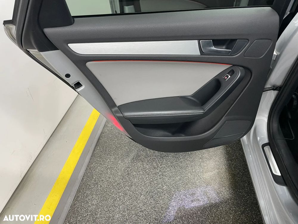 Audi A4 2.0 TDI B8 - 14