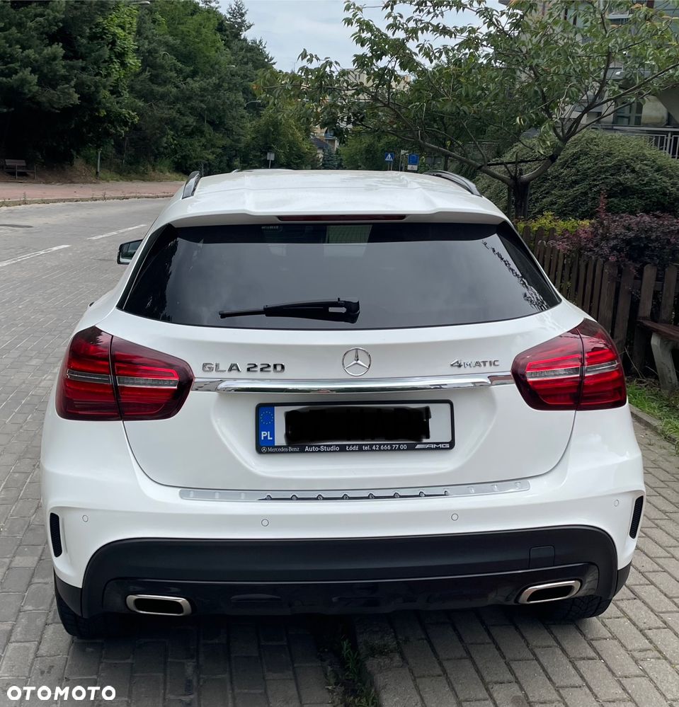 Mercedes-Benz GLA 220 4-Matic - 8