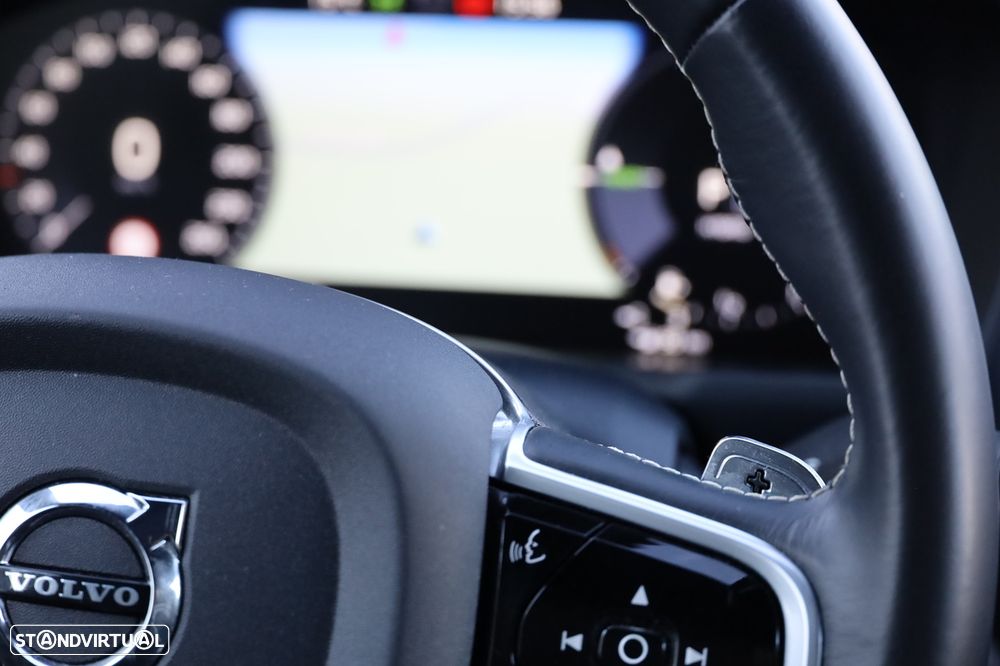 Volvo XC 90 2.0 T8 PHEV R-Design AWD - 22