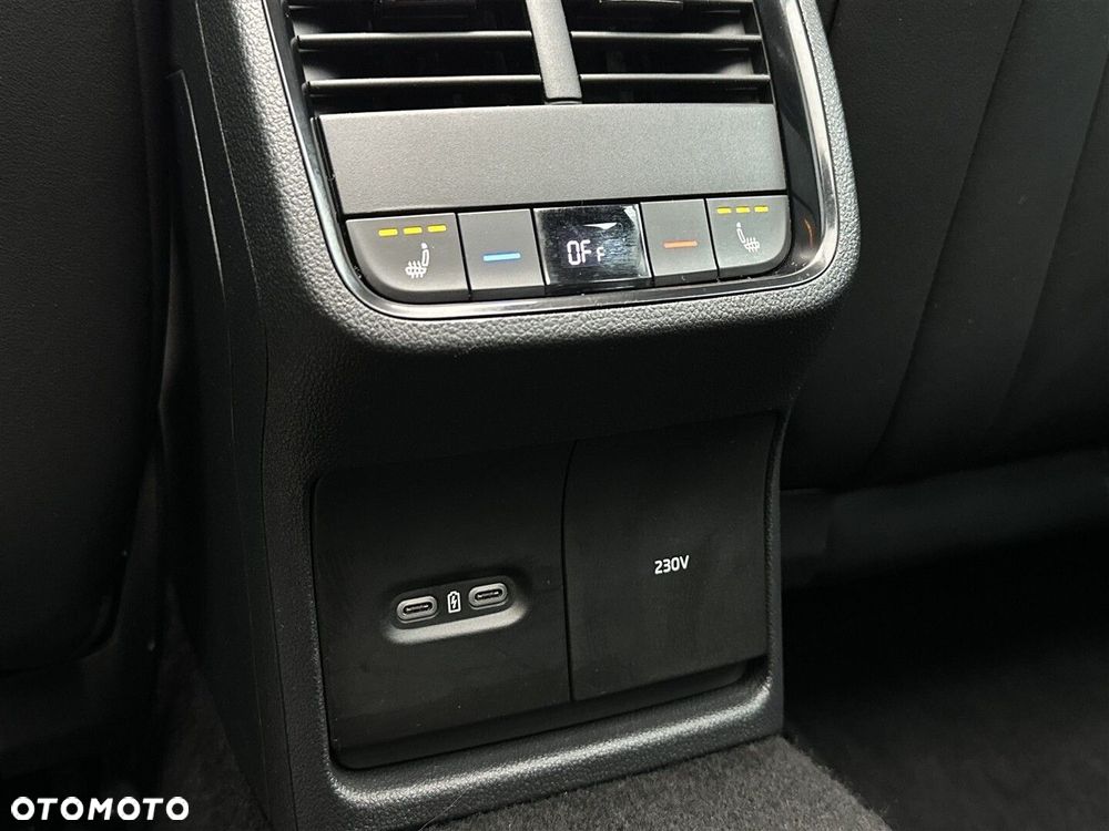 Skoda Octavia 2.0 TSI RS 245 DSG - 33