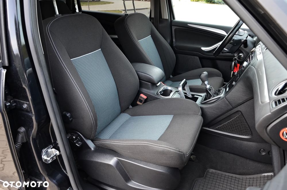 Ford S-Max 2.0 TDCi Ambiente - 38