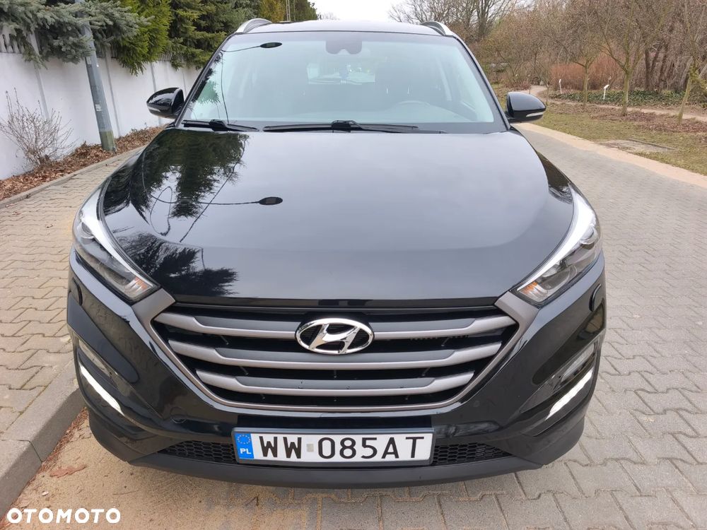 Hyundai Tucson 2.0 CRDI 4WD Automatik Style - 2