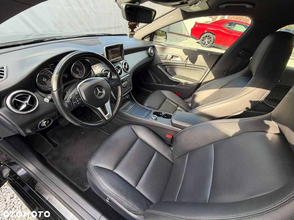 Mercedes-Benz CLA - 22