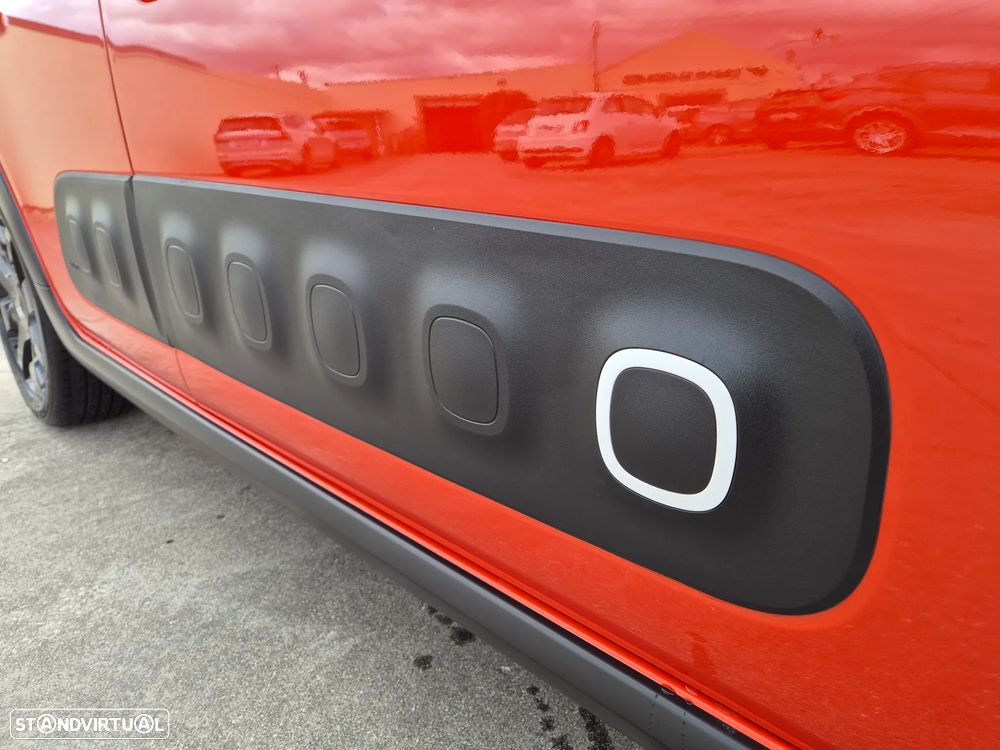 Citroën C3 1.2 PureTech Shine - 15