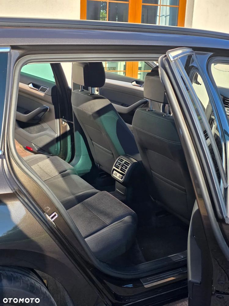 Volkswagen Passat 2.0 TDI BMT Comfortline DSG7 - 12