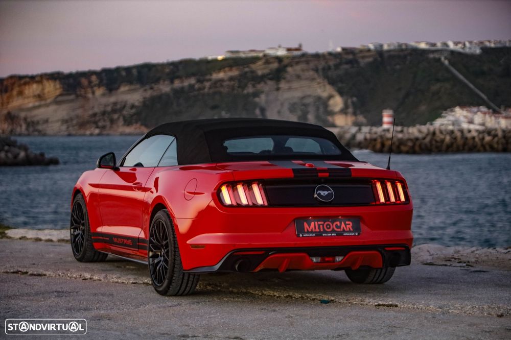 Ford Mustang 2.3i EcoBoost - 31